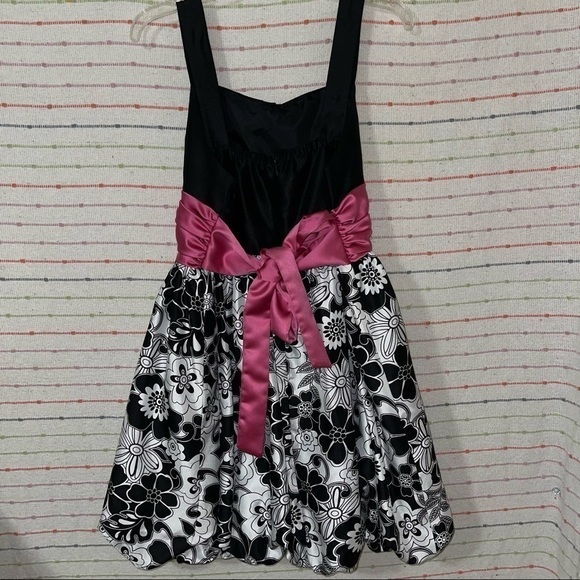 Bonnie Jean NWOT Big Girls Plus Size Black/White Shirred Waist Bubble Dress - Picture 7 of 10